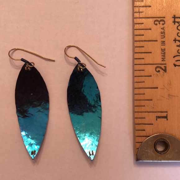 Artist earrings - Picture 3 of 3